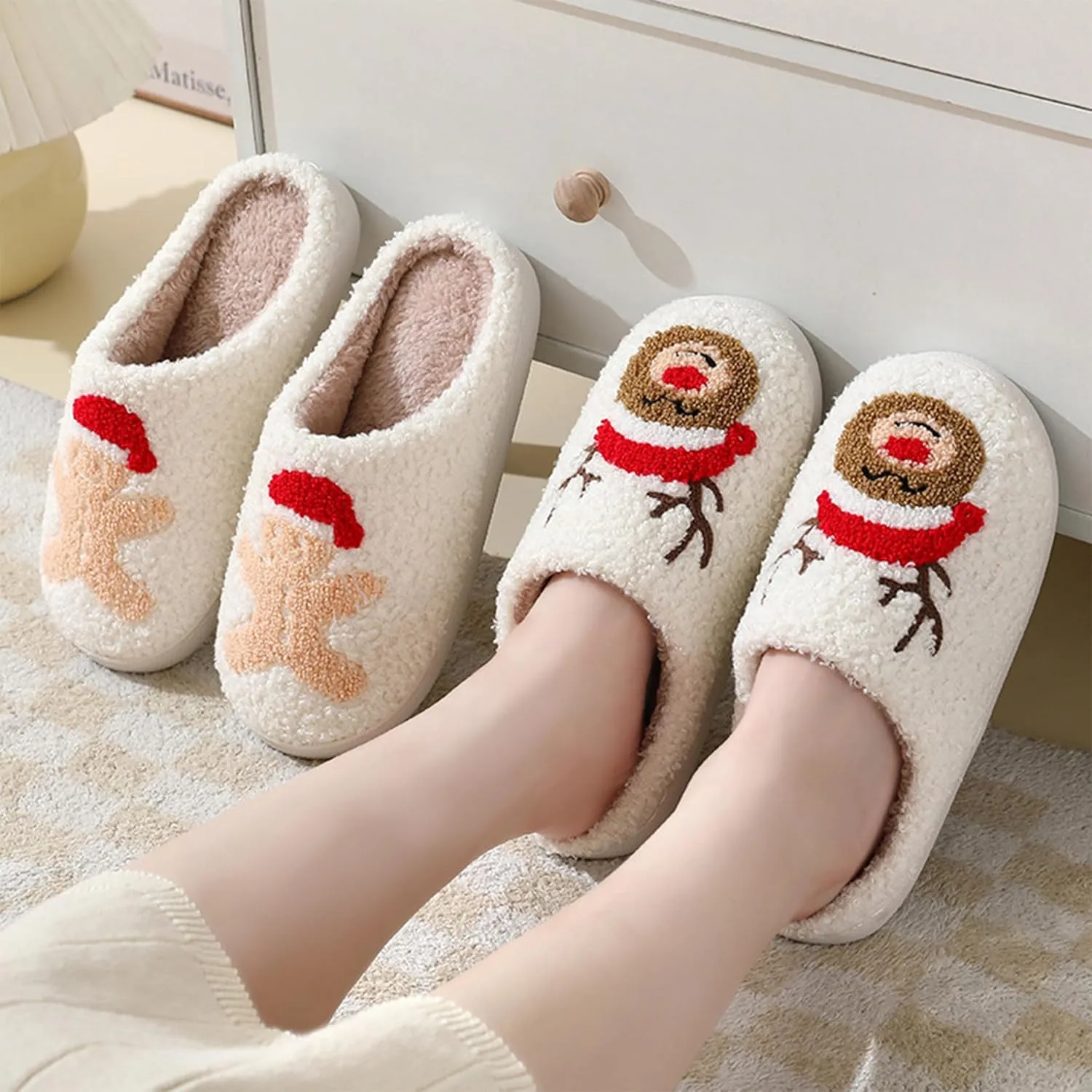 Happy Face Slippers Retro Cozy Comfy Plush Warm Slip-on Slippers Winter Soft Fuzzy Indoor House Shoes with Memory Foam for Men Women