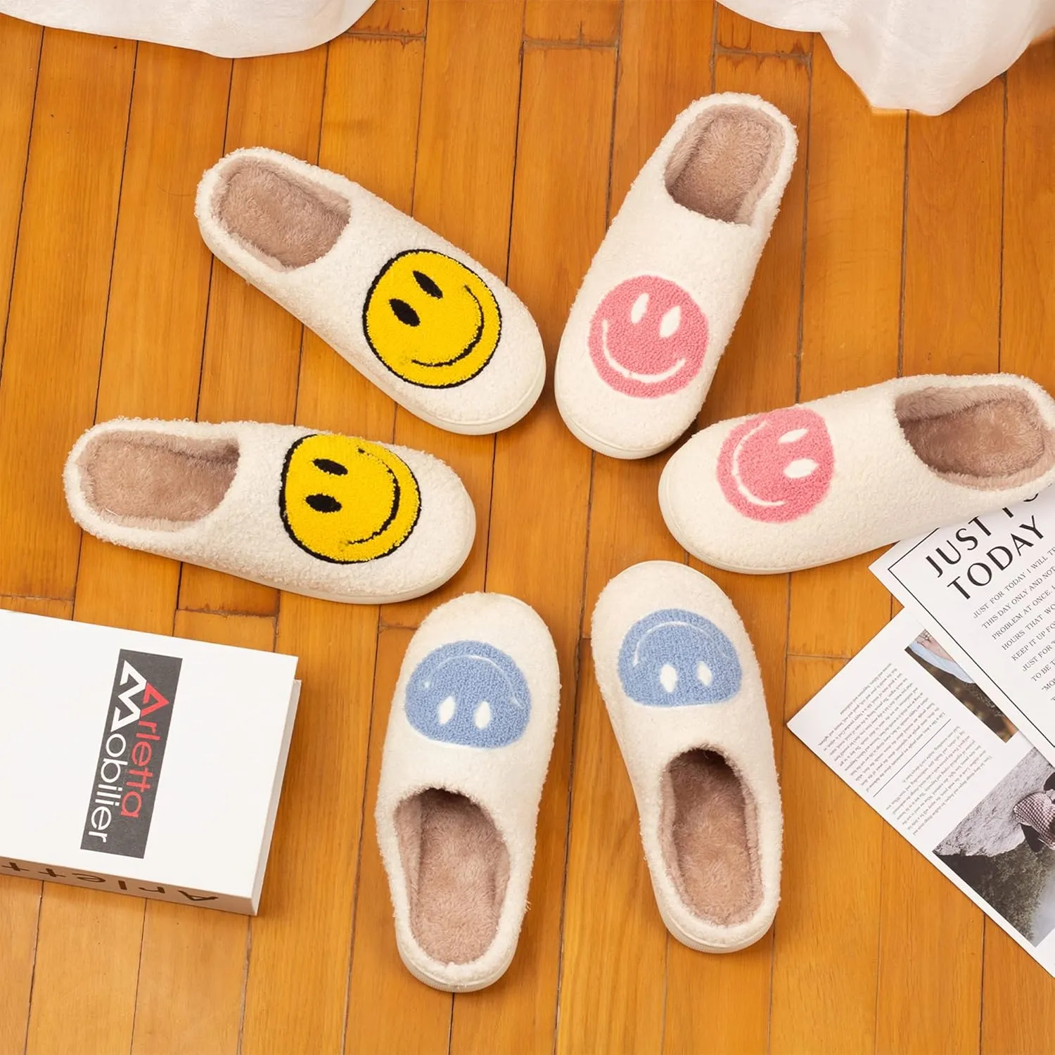Happy Face Slippers Retro Cozy Comfy Plush Warm Slip-on Slippers Winter Soft Fuzzy Indoor House Shoes with Memory Foam for Men Women
