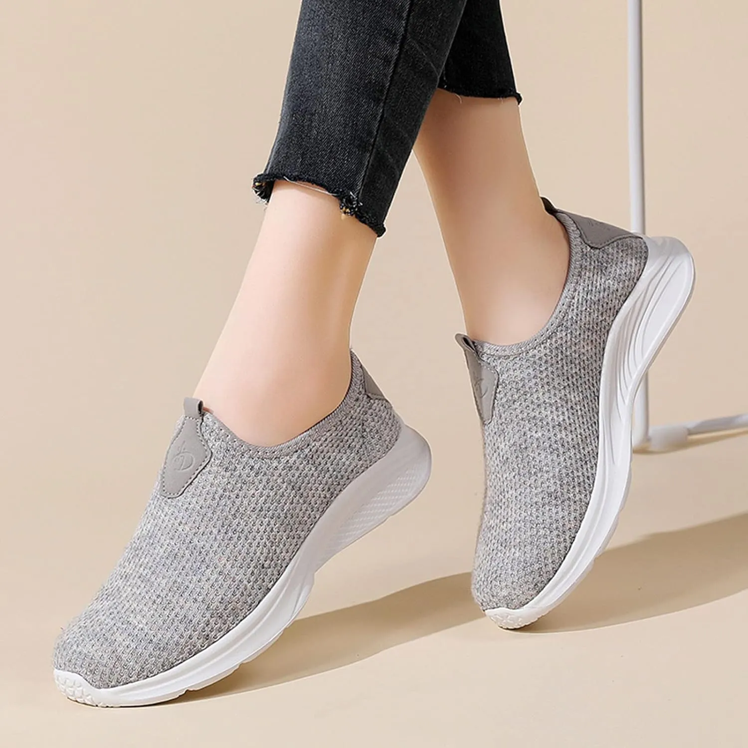 Womens Elastic Slip On Shoes Casual Comfortable Walking Sneakers Lightweight Canvas Flats Non Slip Loafers