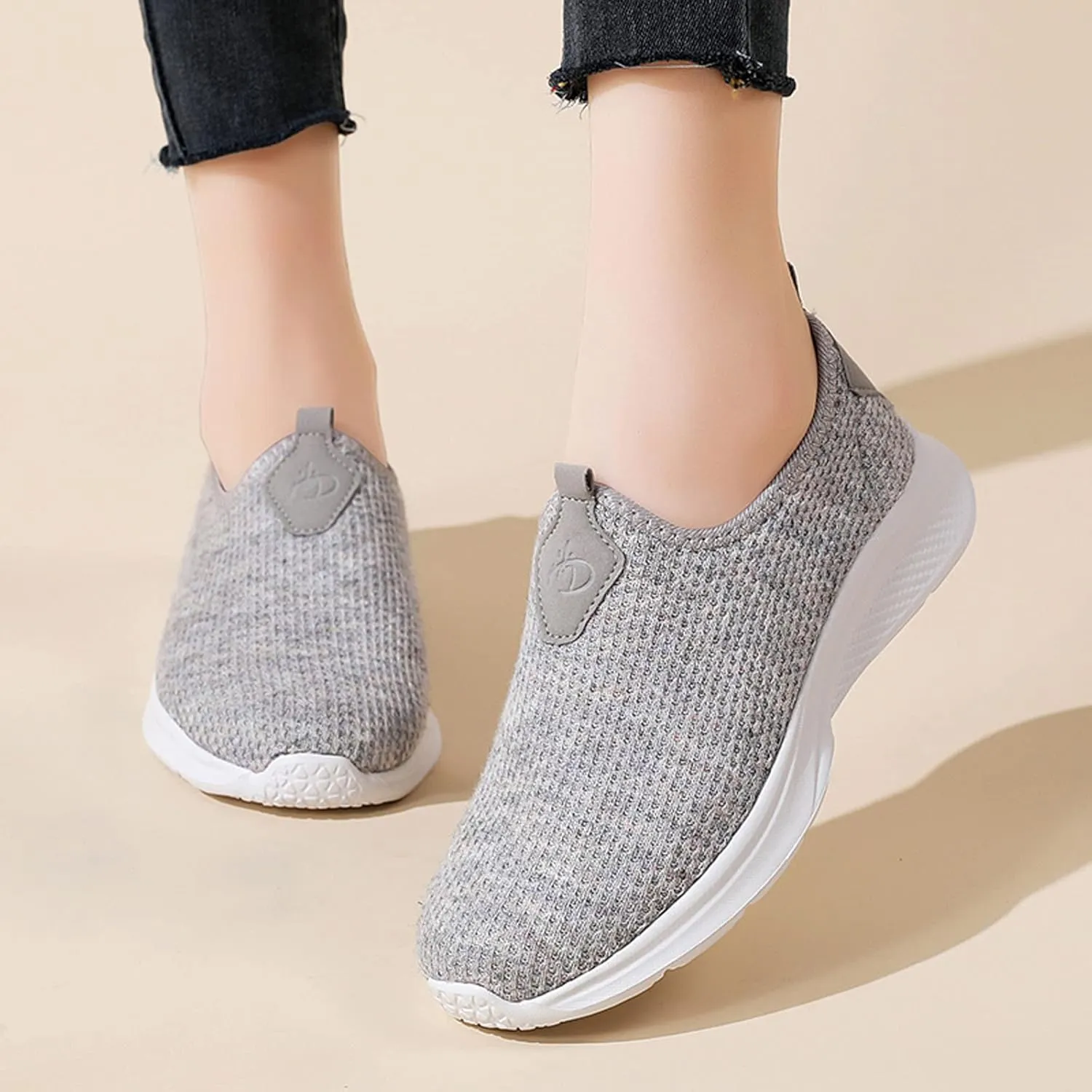 Womens Elastic Slip On Shoes Casual Comfortable Walking Sneakers Lightweight Canvas Flats Non Slip Loafers